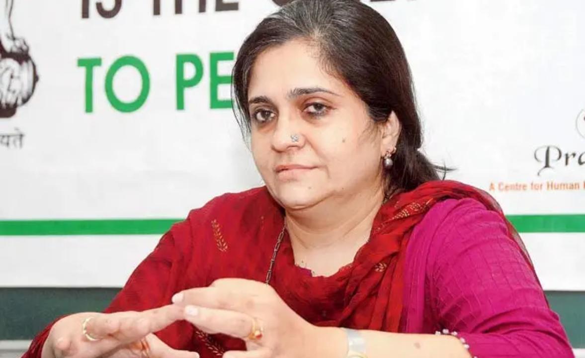 Supreme Court asks CBI, Gujarat why they want activist Teesta Setalvad, her husband back in jail